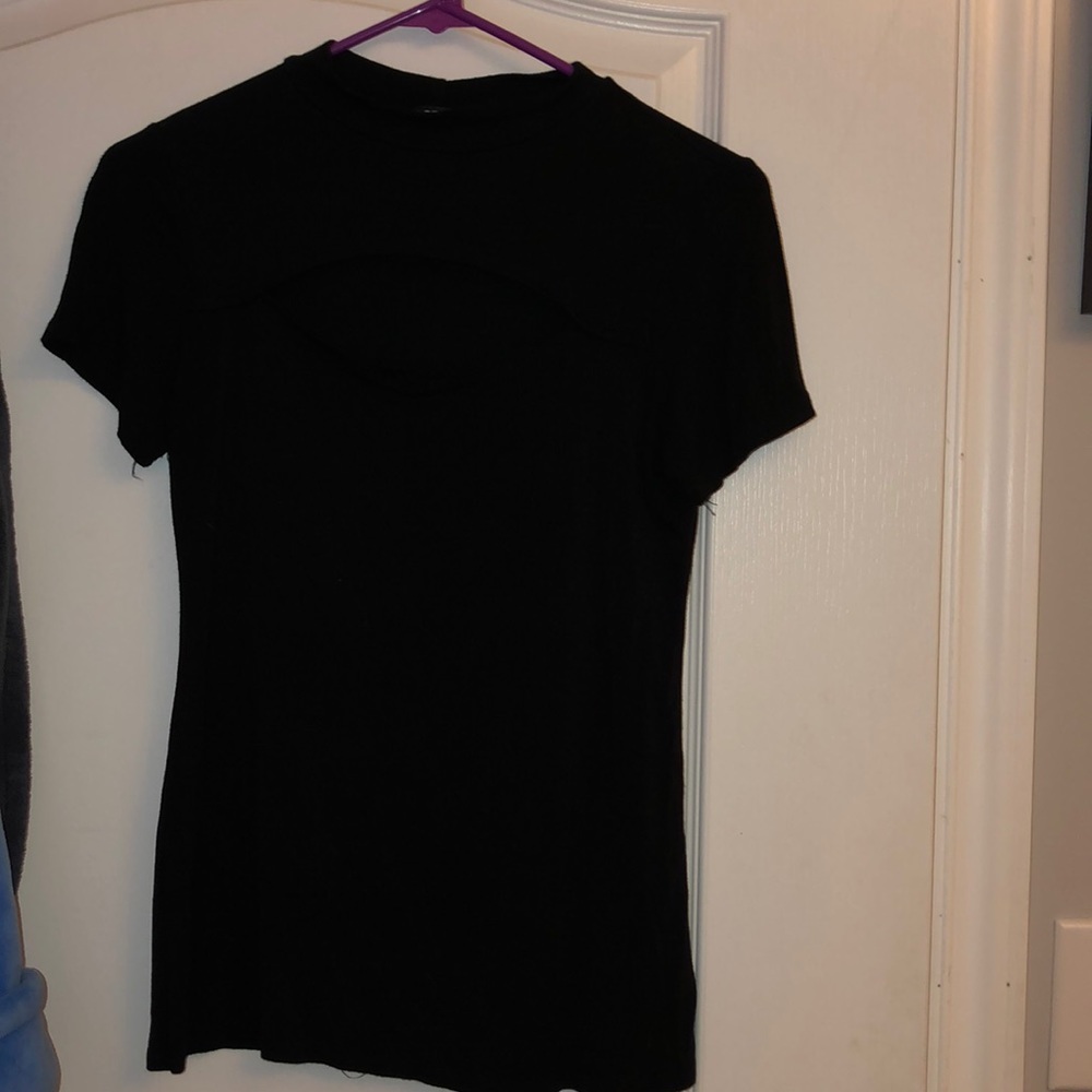 Black tshirt with chest opening